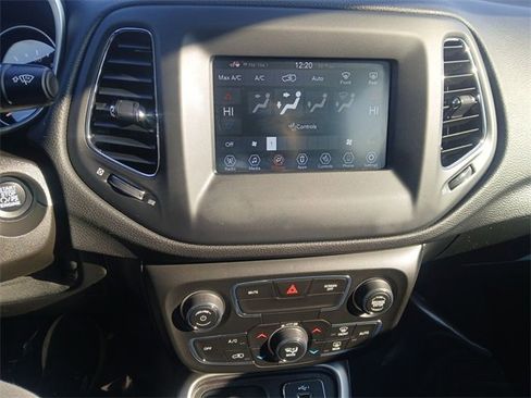 Used 2020 Jeep Compass Sport w/ Cold Weather Group image 18