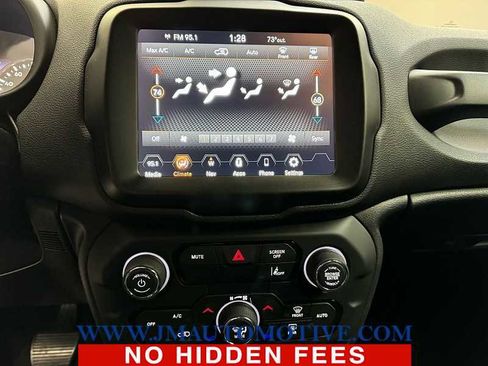 Used 2022 Jeep Renegade Altitude image 23