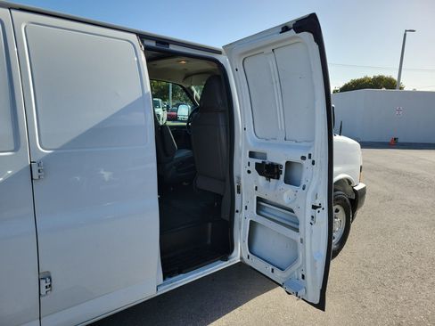 Used 2021 Chevrolet Express 2500 Extended w/ Driver Convenience Package image 17
