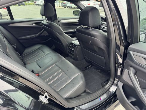 Used 2019 BMW 530i w/ M Sport Package RWD image 12