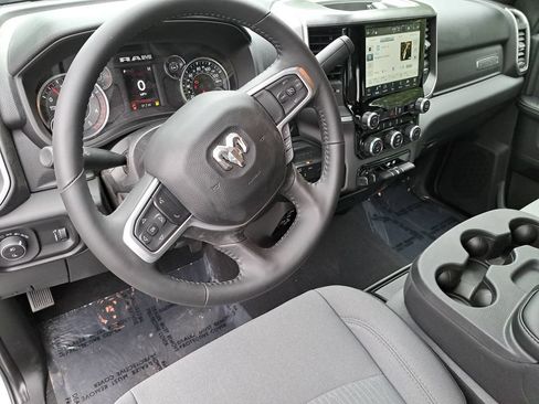 New 2024 RAM 2500 Big Horn w/ Heated Seats & Wheel Group AWD/4WD image 18