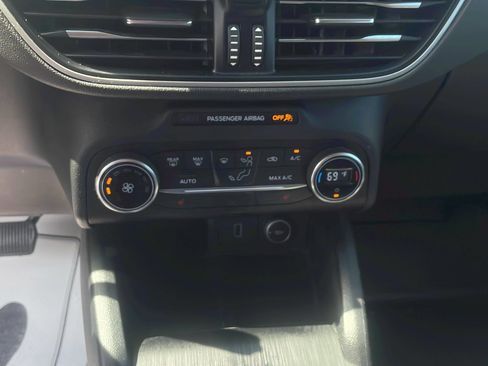 Used 2020 Ford Escape SE AWD/4WD image 22