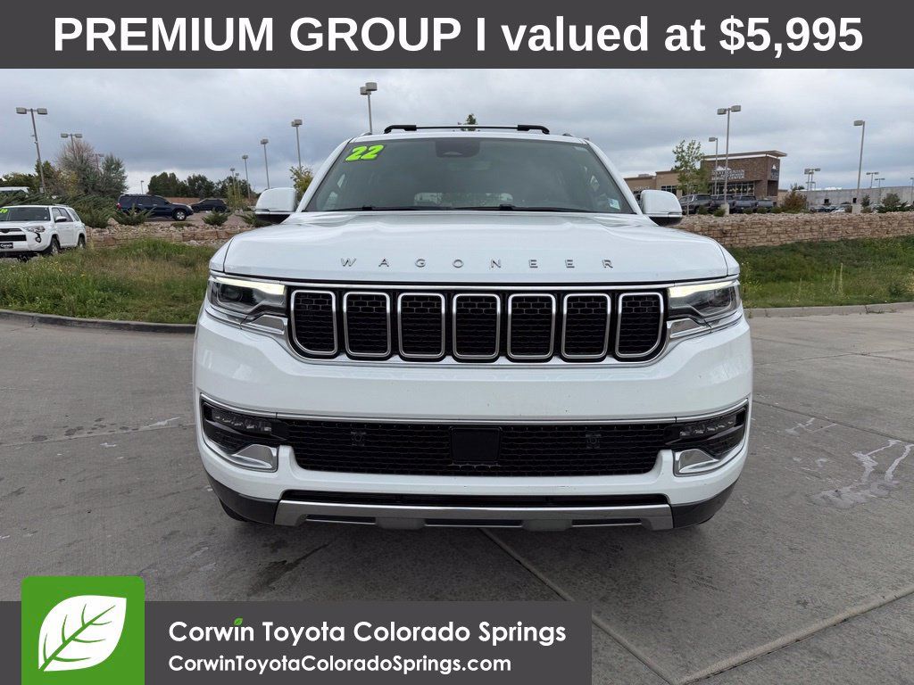 Used 2022 Jeep Wagoneer Series III w/ Premium Group I AWD/4WD image 5