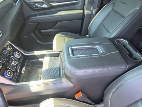 Used 2021 GMC Yukon Denali RWD image 23