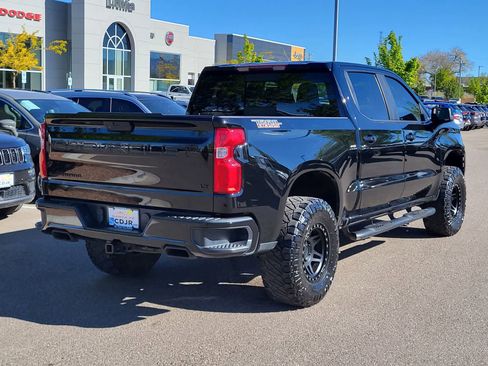 Used 2021 Chevrolet Silverado 1500 LT Trail Boss w/ Convenience Package II image 5