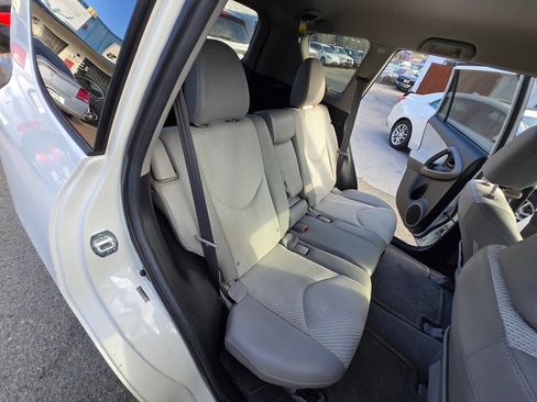 Used 2012 Toyota RAV4 EV image 29