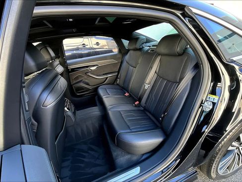 Used 2023 Audi A8 L 3.0T image 20