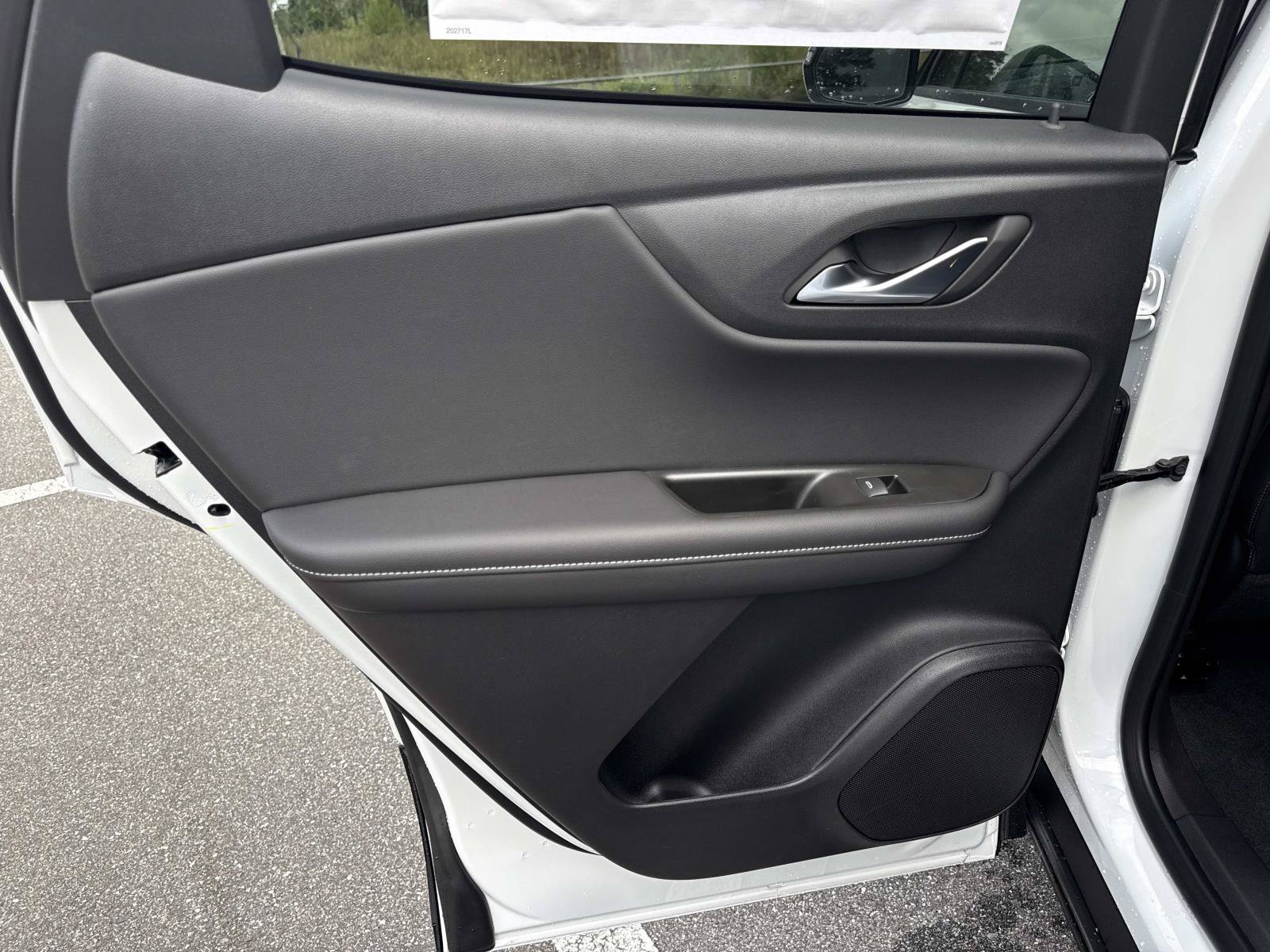New 2026 Chevrolet Blazer LT w/ Sound & Technology Package FWD image 9