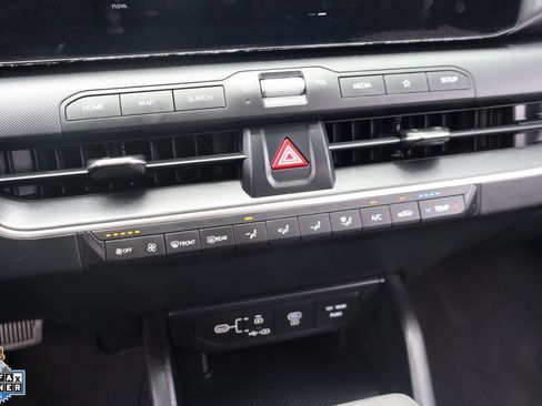 Used 2025 Kia K4 FWD image 20
