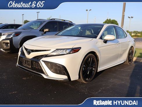 Used 2023 Toyota Camry XSE w/ Cold Weather Package AWD/4WD image 12