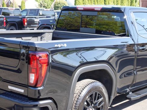 Used 2024 GMC Sierra 1500 Elevation w/ Elevation Premium Package AWD/4WD image 13