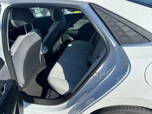 New 2026 Hyundai Elantra Limited FWD image 72