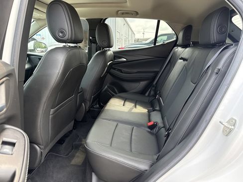 Used 2022 Buick Encore GX Essence w/ Advanced Technology Package FWD image 28