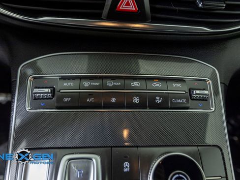 Used 2022 Hyundai Santa Fe SEL w/ Convenience Package FWD image 20