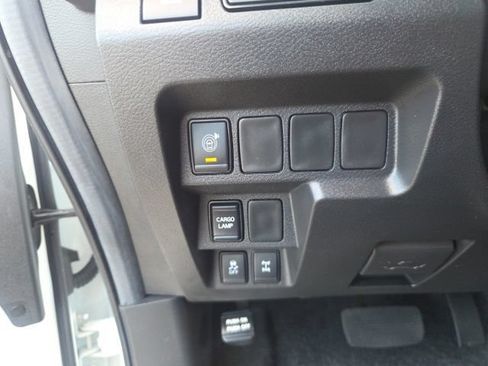 Used 2026 Nissan Frontier PRO-4X AWD/4WD image 21