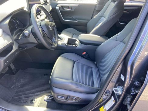 Used 2025 Toyota RAV4 XSE image 19