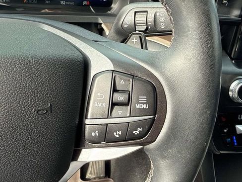 Used 2020 Ford Explorer Platinum w/ Premium Technology Package image 15