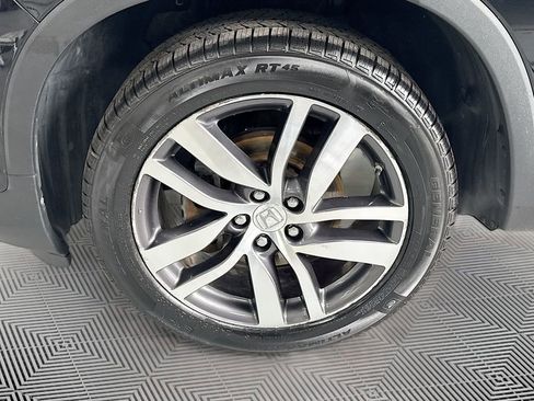 Used 2016 Honda Pilot Touring image 32