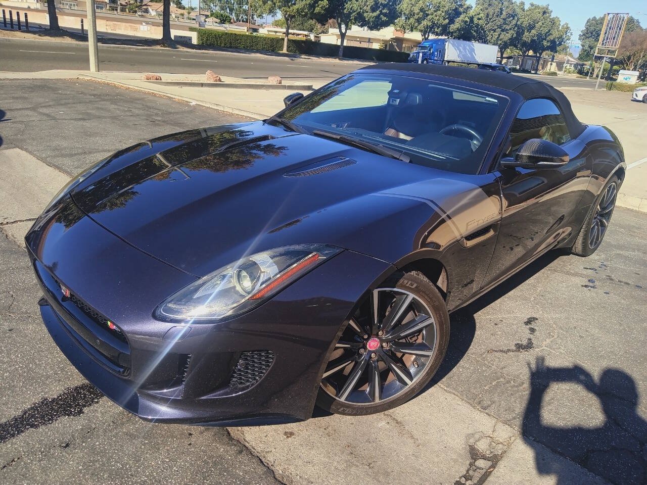 Used 2016 Jaguar F-TYPE S RWD image 13