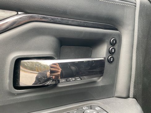 Used 2025 RAM 3500 Limited image 26