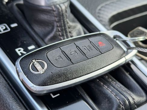 Certified 2025 Nissan Sentra SV FWD image 34