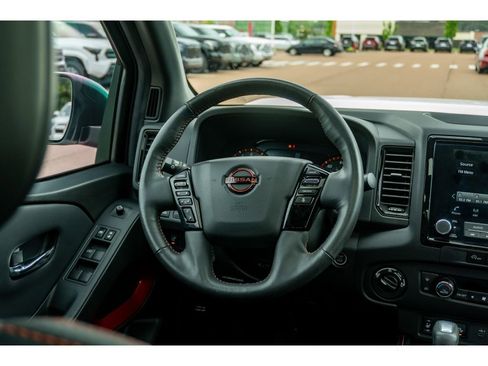 Used 2023 Nissan Frontier PRO-4X w/ Pro-4X Premium Package AWD/4WD image 22