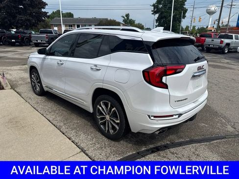 Used 2020 GMC Terrain Denali w/ Denali Premium Package FWD image 6
