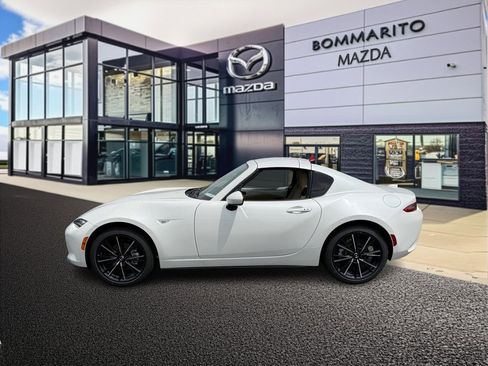 New 2026 MAZDA MX-5 Miata RF Grand Touring RWD image 2