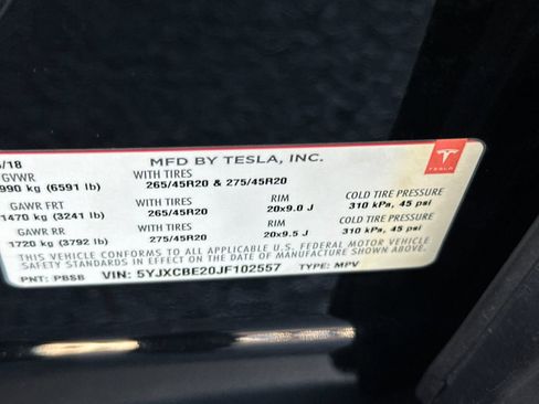 Used 2018 Tesla Model X 75D image 27