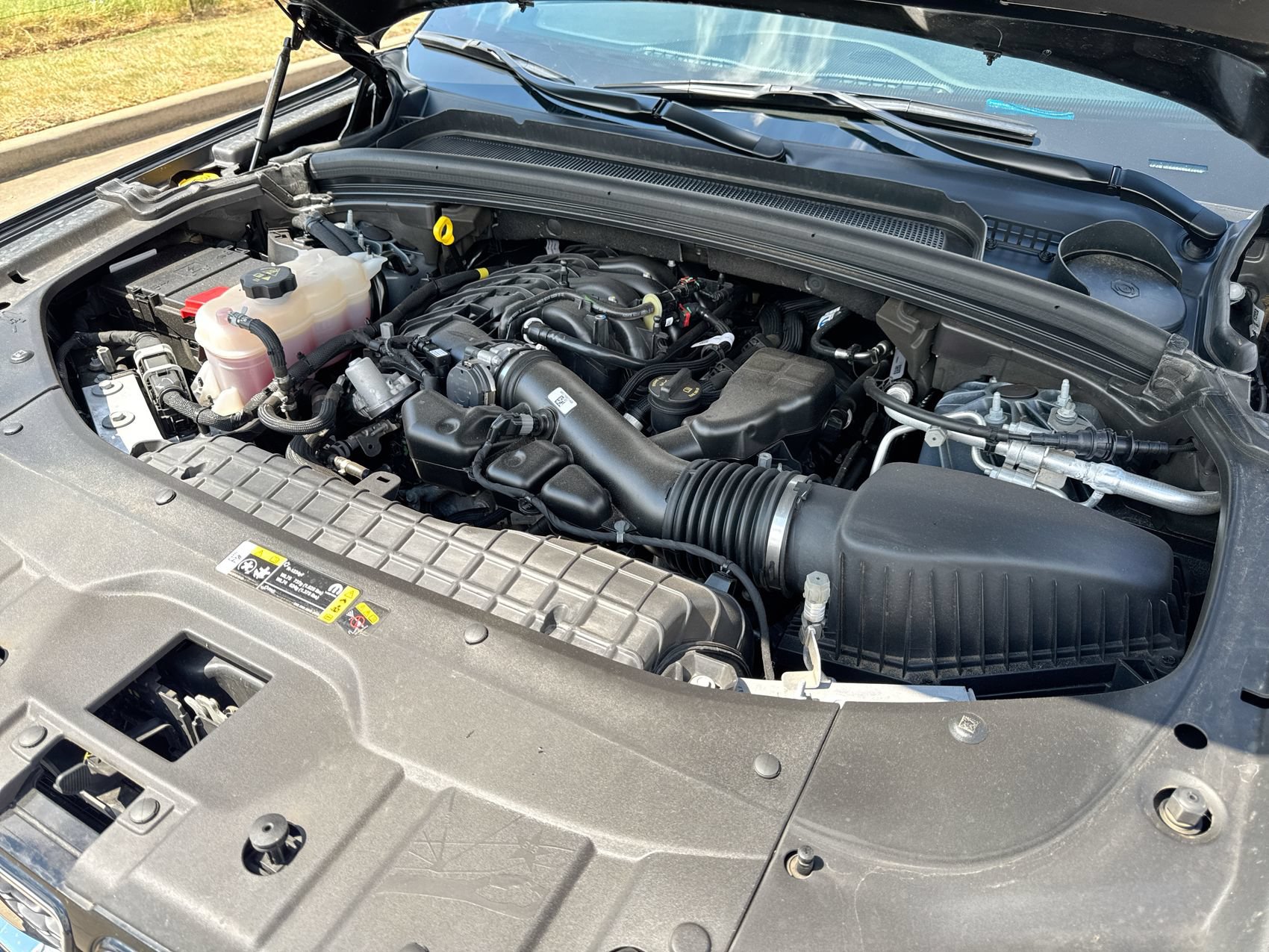 Used 2025 Jeep Grand Cherokee Limited RWD image 26