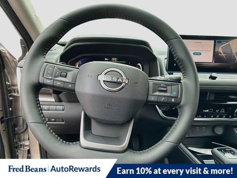 New 2026 Nissan Rogue Platinum AWD/4WD image 9