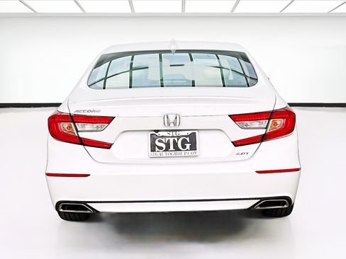 Used 2018 Honda Accord EX-L image 5