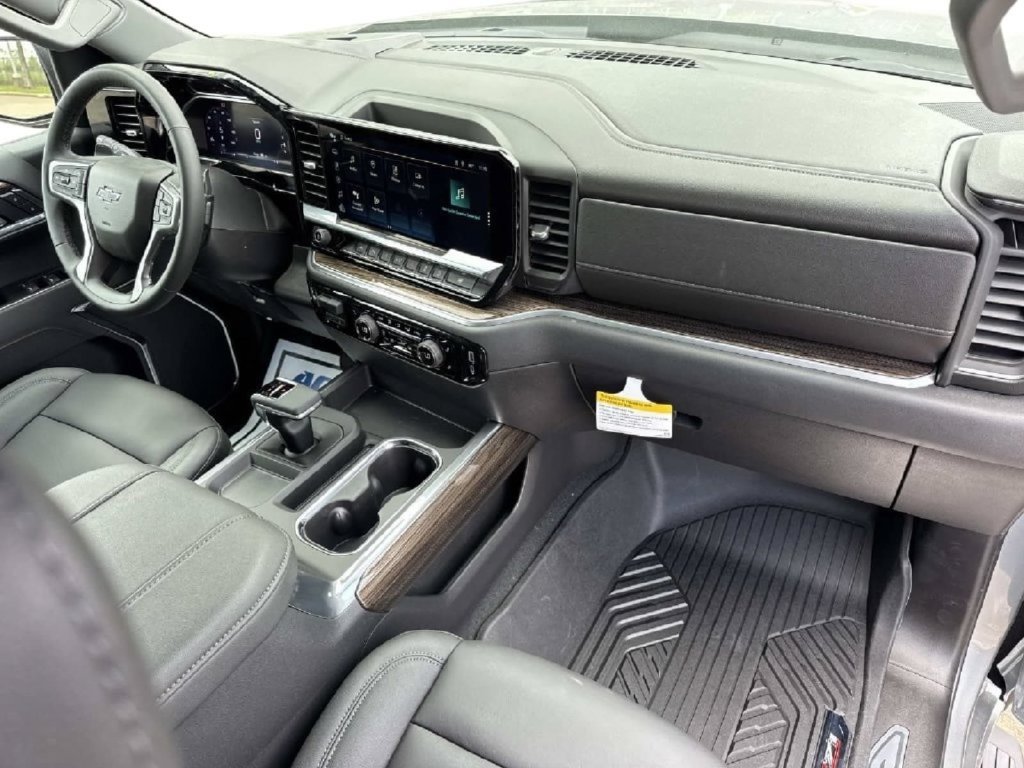 New 2026 Chevrolet Silverado 1500 RST w/ Z71 Off-Road Package AWD/4WD image 17