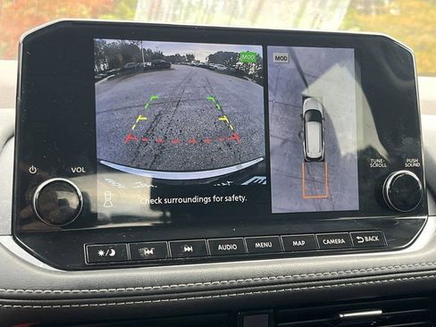 Certified 2023 Nissan Rogue SL w/ SL Premium Package image 3