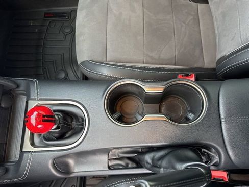 Used 2019 Ford Mustang Shelby GT350 w/ Technology Package image 30