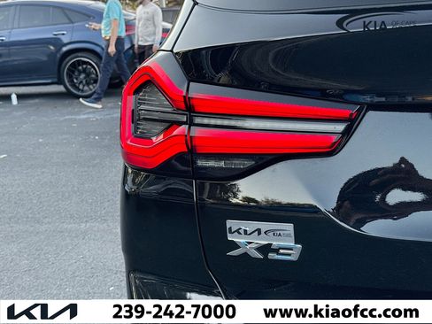 Used 2024 BMW X3 xDrive30i image 10