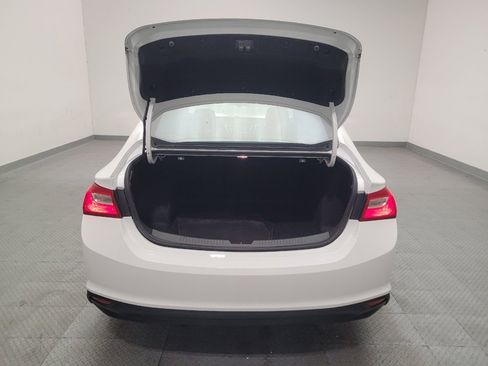 Used 2018 Chevrolet Malibu LT FWD image 29