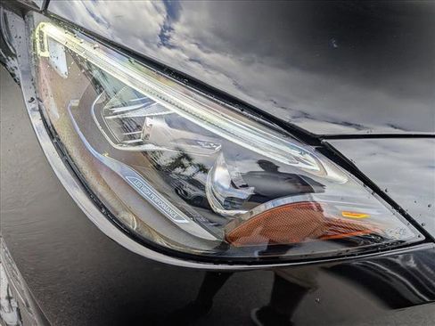 Certified 2023 Mercedes-Benz C 300 4MATIC Sedan image 6