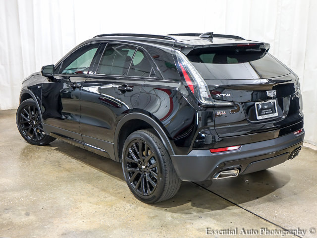 Certified 2023 Cadillac XT4 Sport FWD image 9