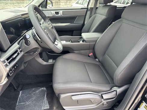 New 2026 Hyundai Santa Fe SE image 9