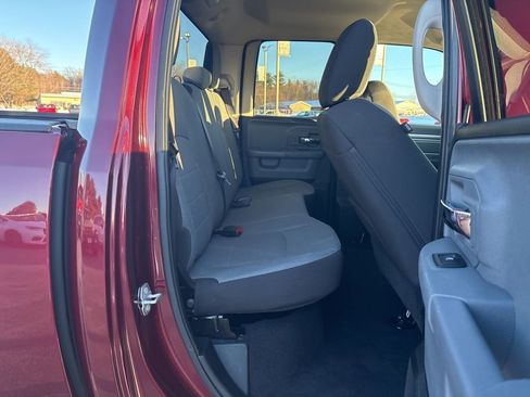 Used 2024 RAM 1500 Classic SLT image 20