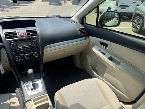 Used 2014 Subaru Crosstrek 2.0i Premium AWD/4WD image 37