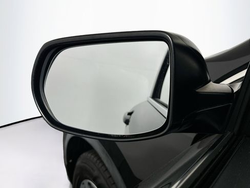 Used 2019 Honda CR-V LX image 16