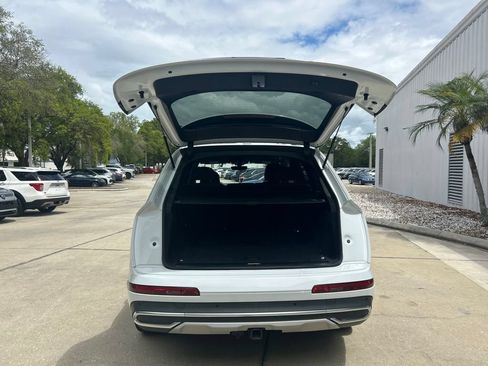 Used 2023 Audi Q7 2.0T Premium w/ Towing Package AWD/4WD image 42