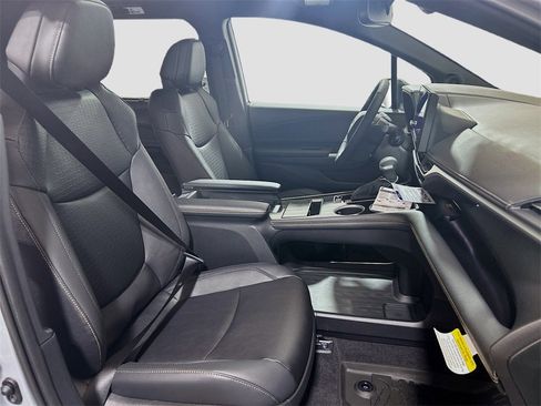 New 2026 Toyota Sienna XLE Woodland Edition image 30