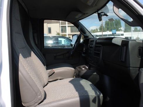 New 2024 Chevrolet Express 3500 w/ Power Convenience Package image 22