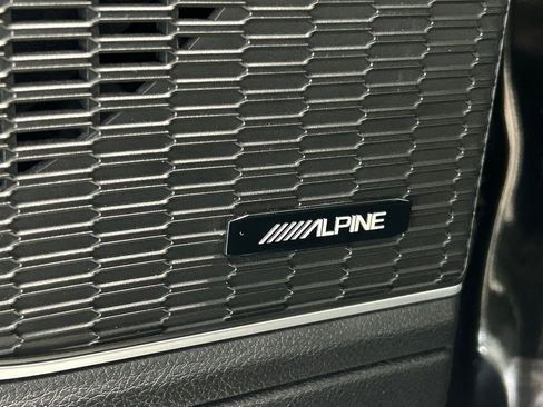 Used 2023 Jeep Grand Cherokee Limited image 49