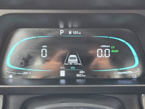 Certified 2025 Hyundai Elantra Blue image 15