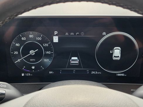 Used 2024 Kia Sportage SX image 11