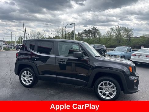 Used 2023 Jeep Renegade Latitude AWD/4WD image 8